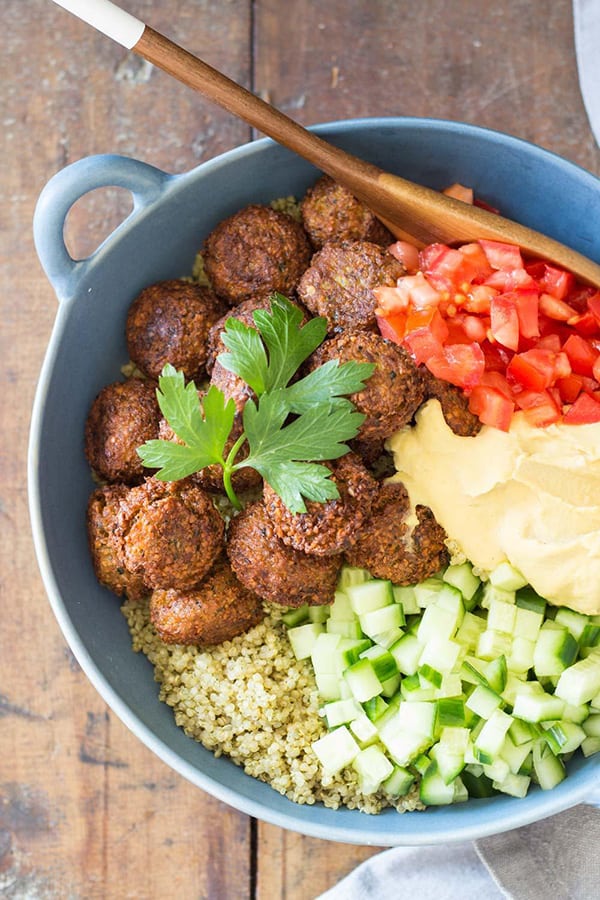 ingredients for Vegan Quinoa Falafel Bowl in bluw bowl