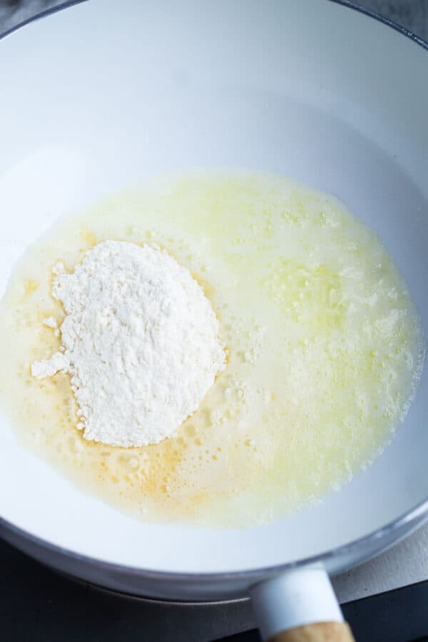 butter and flour in white saucepot for gravy without drippings